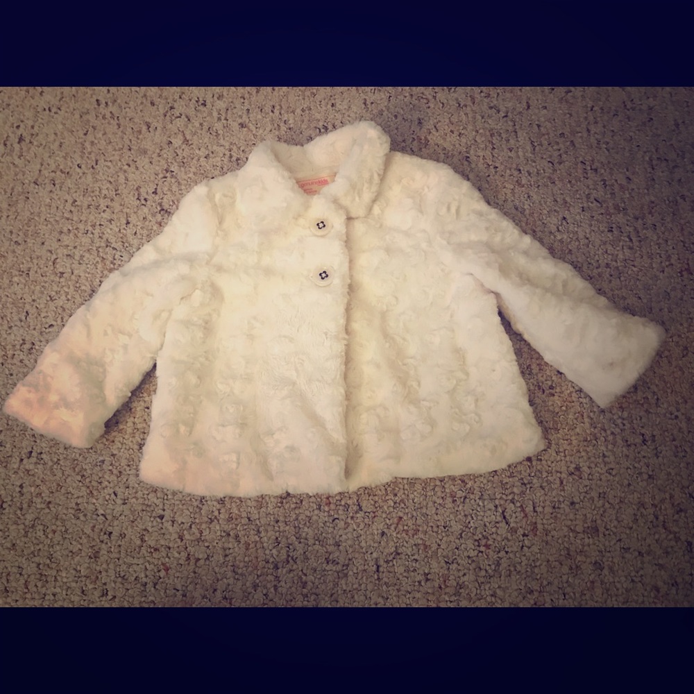 NWOT Faux Fur Coat